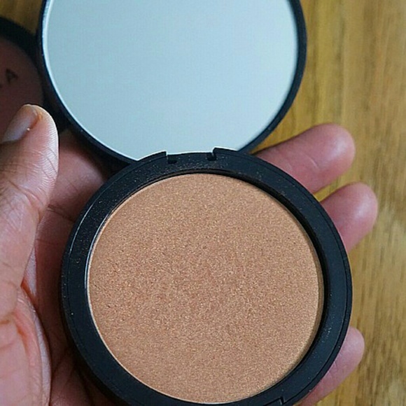 Sephora golden hour highlighter
